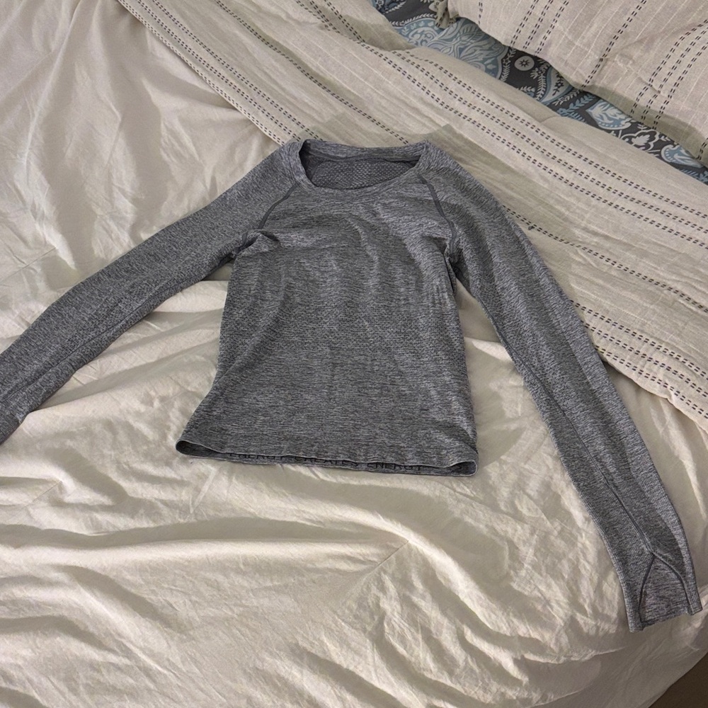 lululemon athletica Gray Long Sleeve Top